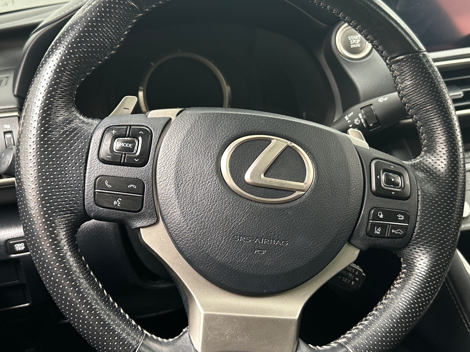 Thumbnail: 2019 Lexus IS - 5