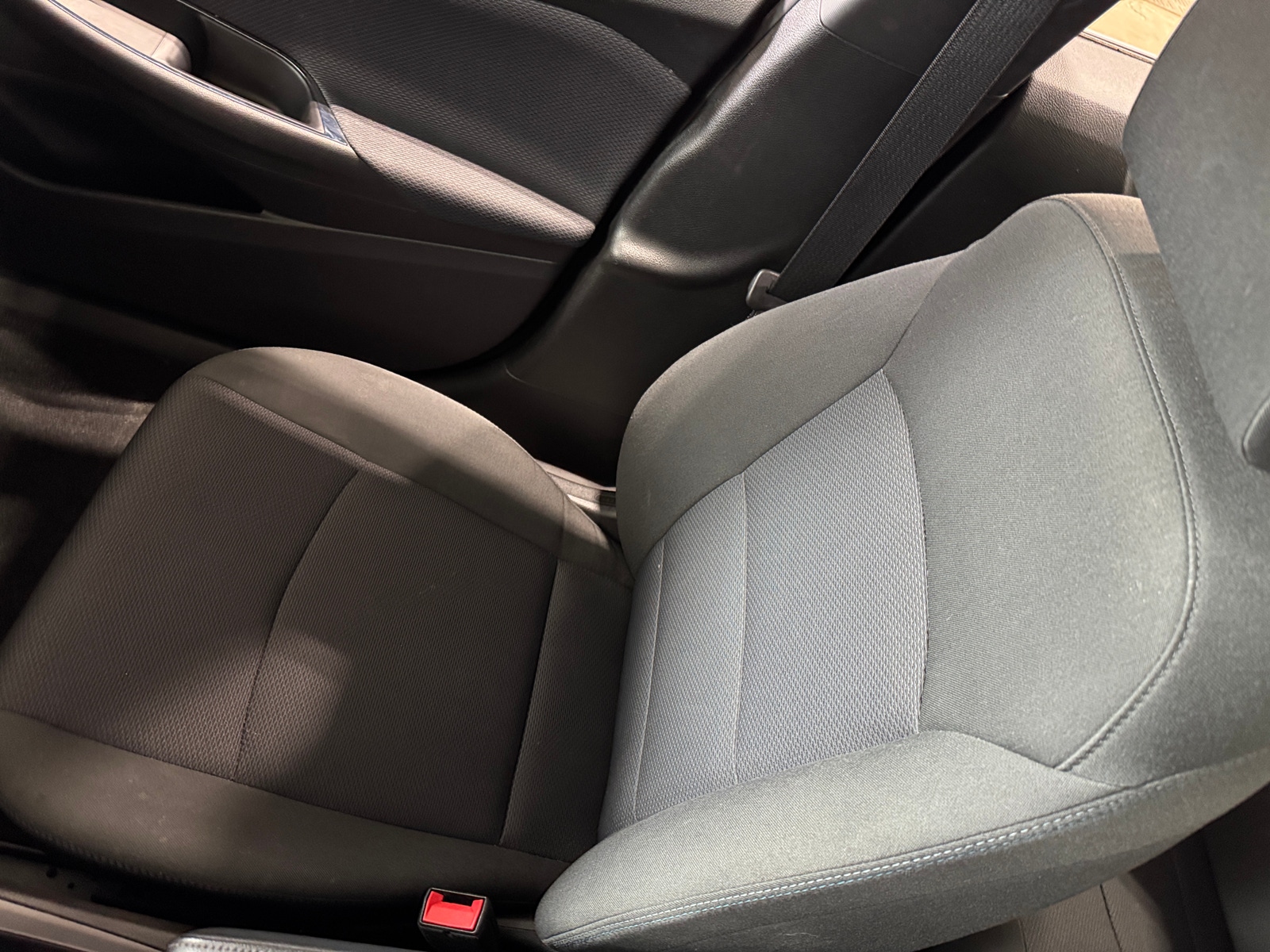 Thumbnail: 2019 Chevrolet Cruze - 2