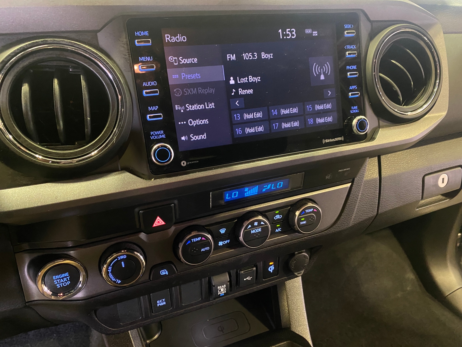 Thumbnail: 2021 Toyota Tacoma - 4