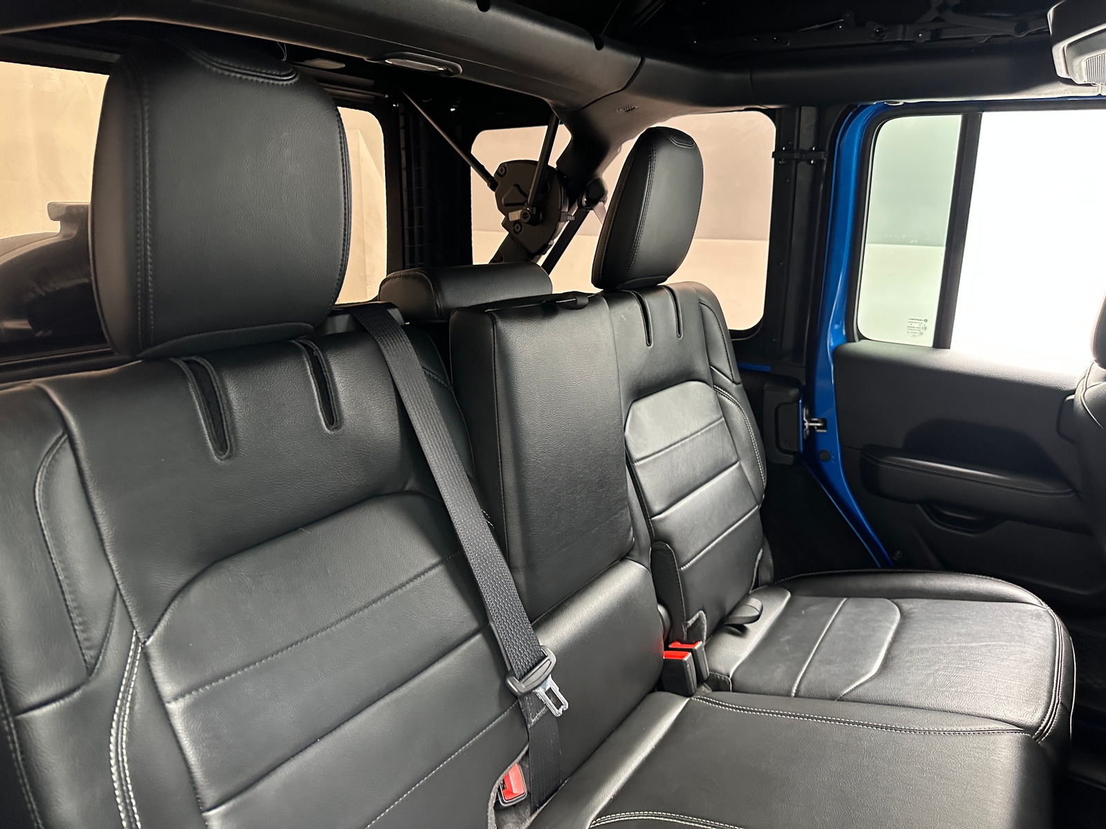 Thumbnail: 2021 Jeep Wrangler - 5