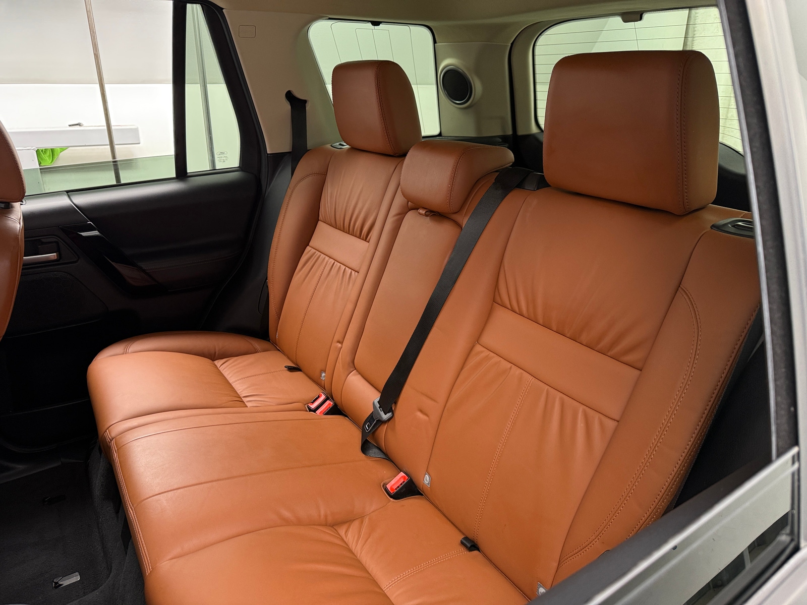 Thumbnail: 2015 Land Rover LR2 - 5