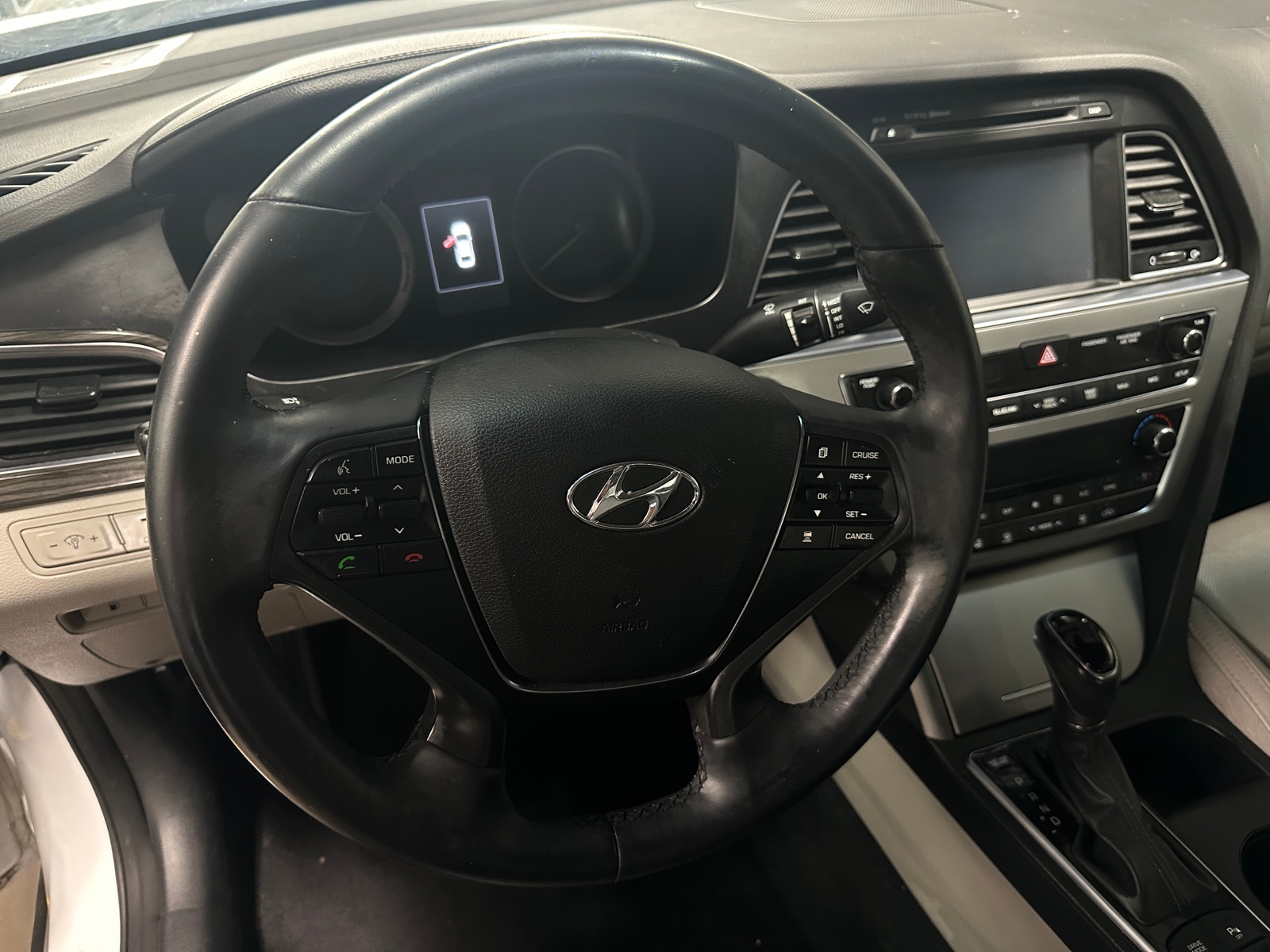 Thumbnail: 2015 Hyundai Sonata - 4