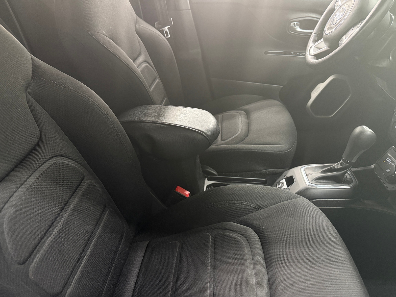 Thumbnail: 2019 Jeep Renegade - 2