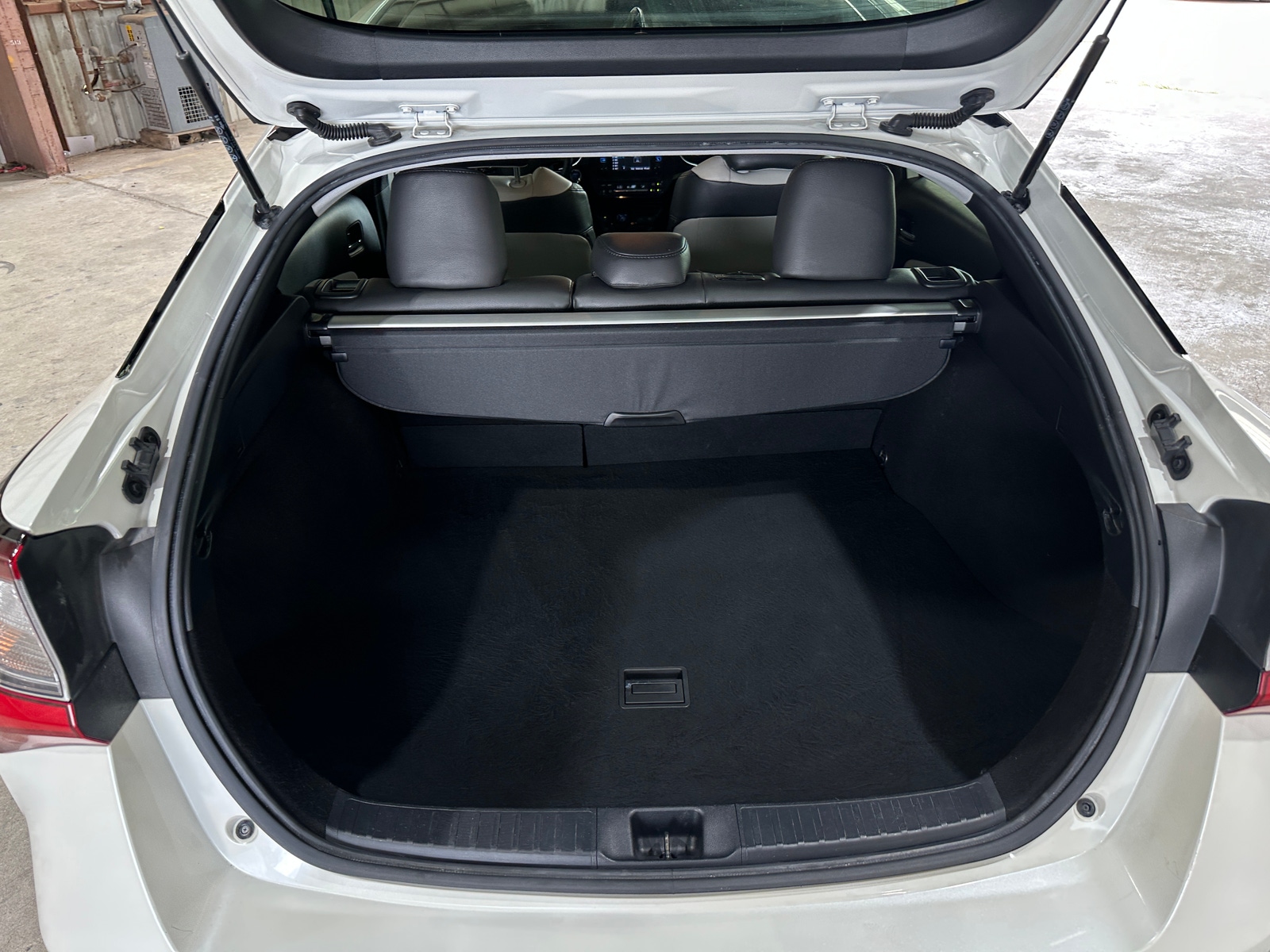 Thumbnail: 2019 Toyota Prius - 7