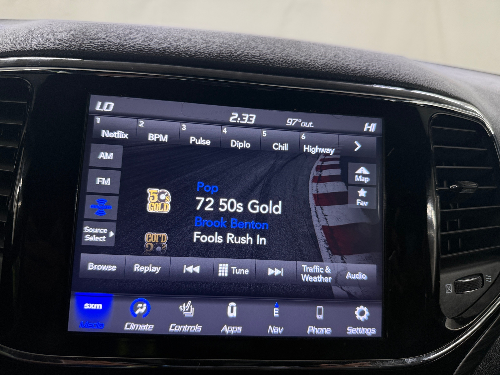 Thumbnail: 2020 Jeep Grand Cherokee - 4