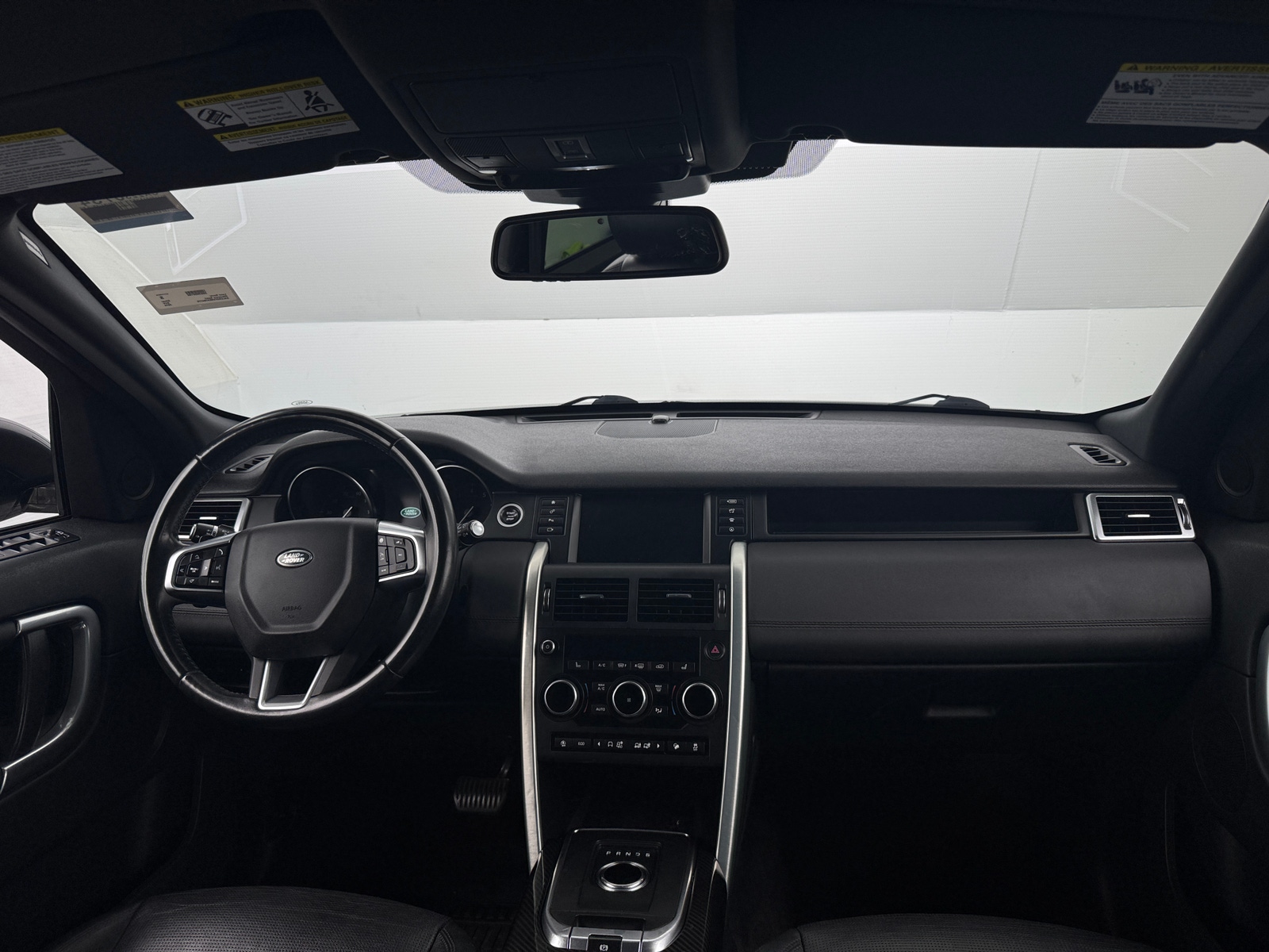 Thumbnail: 2019 Land Rover Discovery Sport - 2