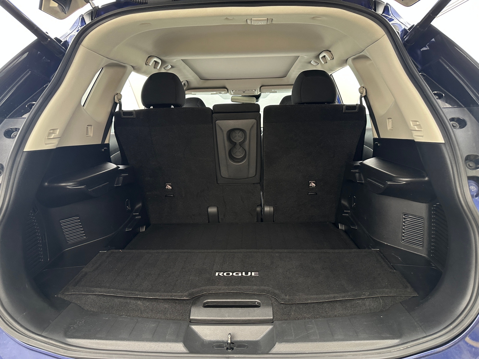 Thumbnail: 2020 Nissan Rogue - 7