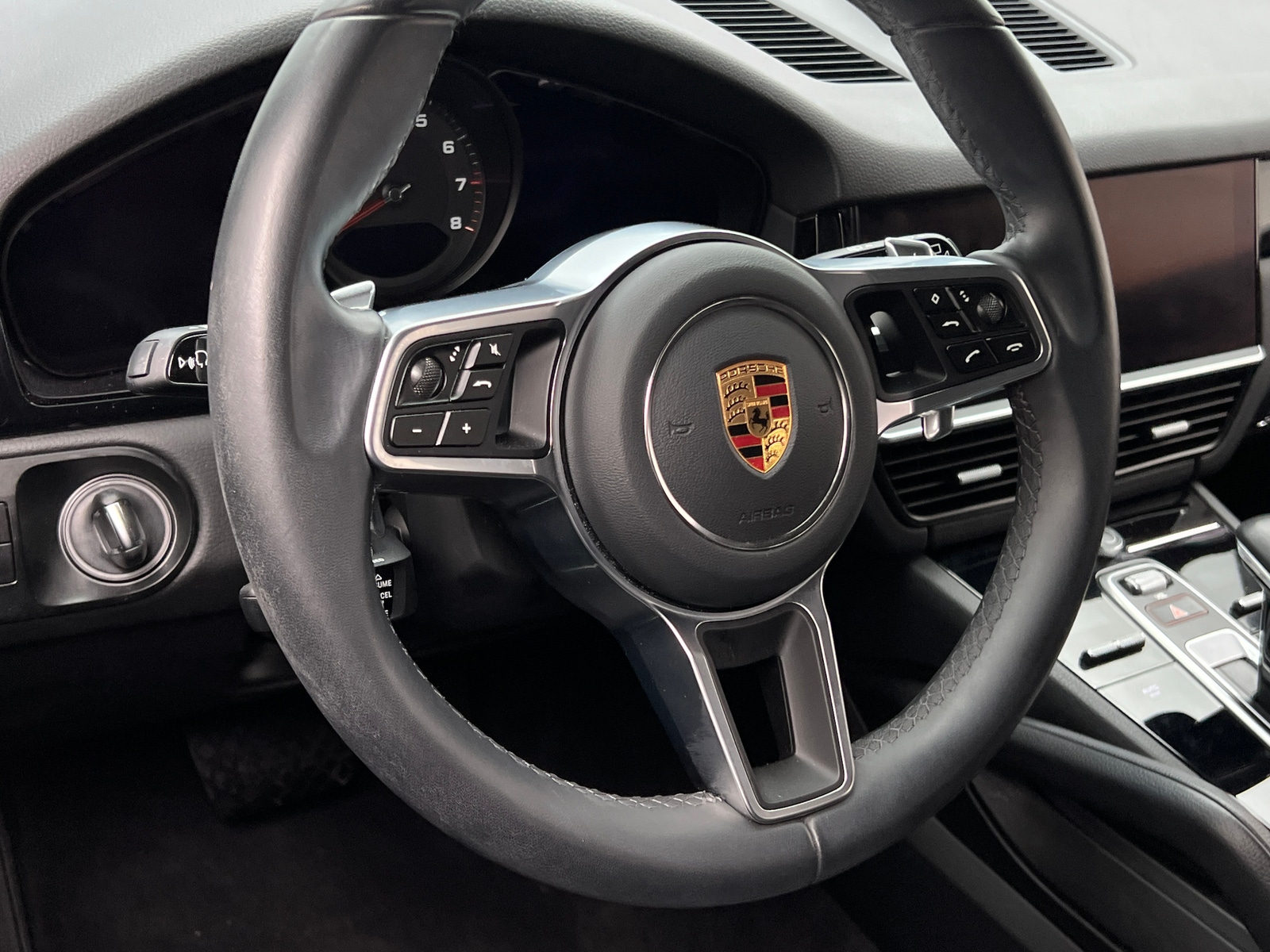 Thumbnail: 2023 Porsche Cayenne - 4