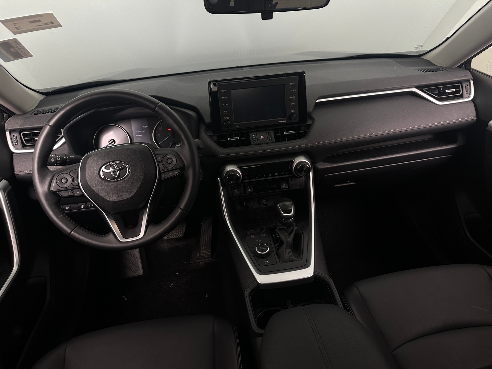 Thumbnail: 2022 Toyota RAV4 - 2