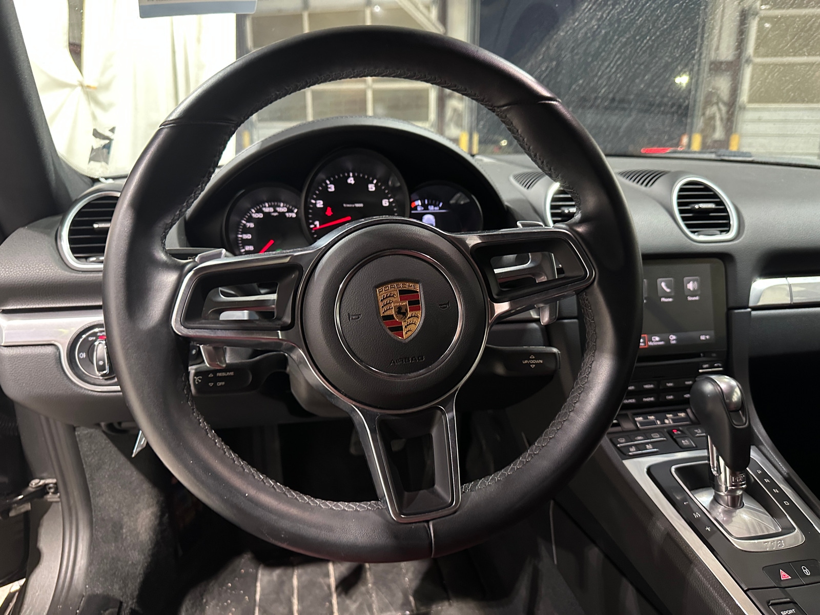 Thumbnail: 2018 Porsche 718 Cayman - 3