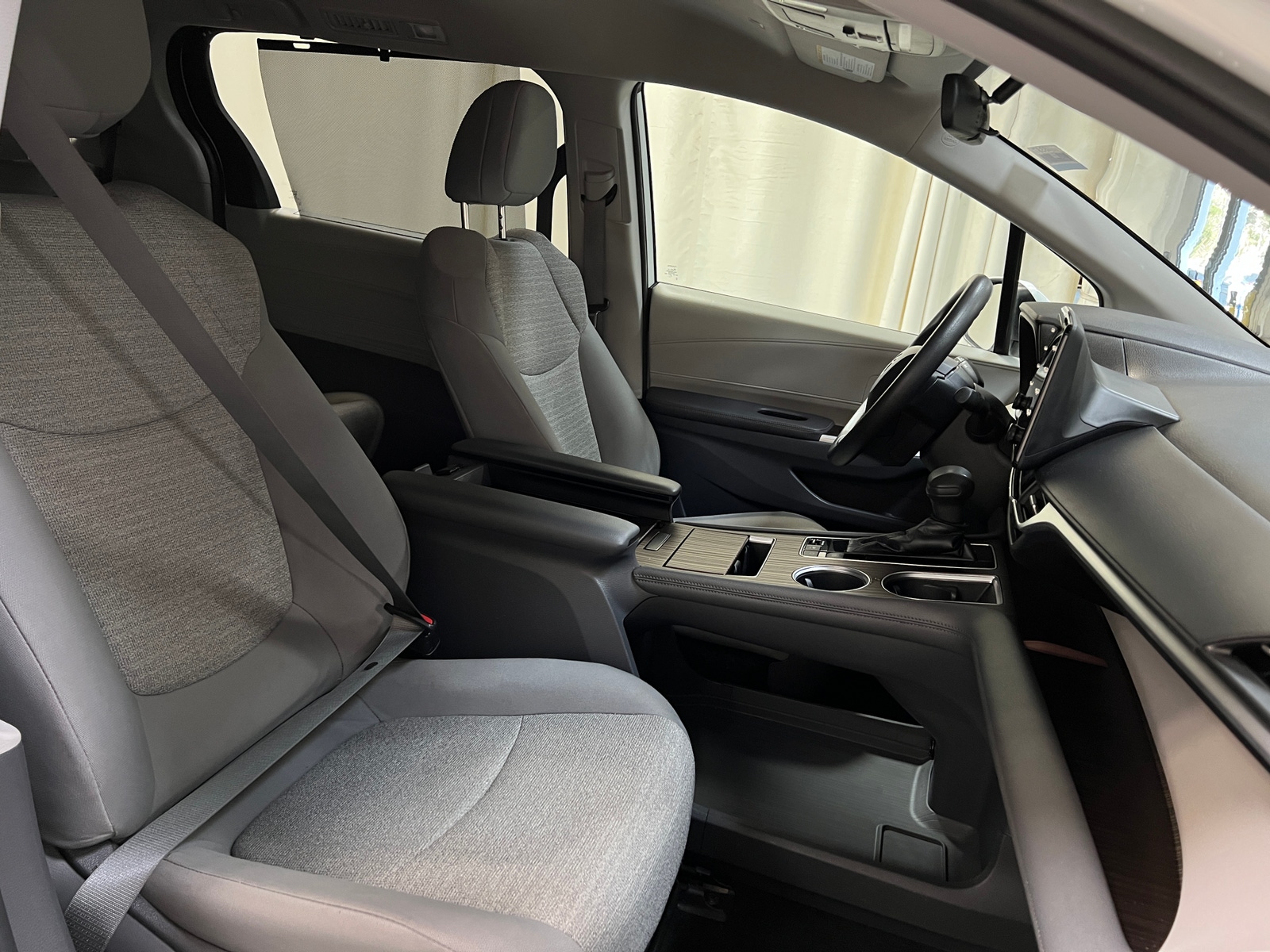 Thumbnail: 2021 Toyota Sienna - 2
