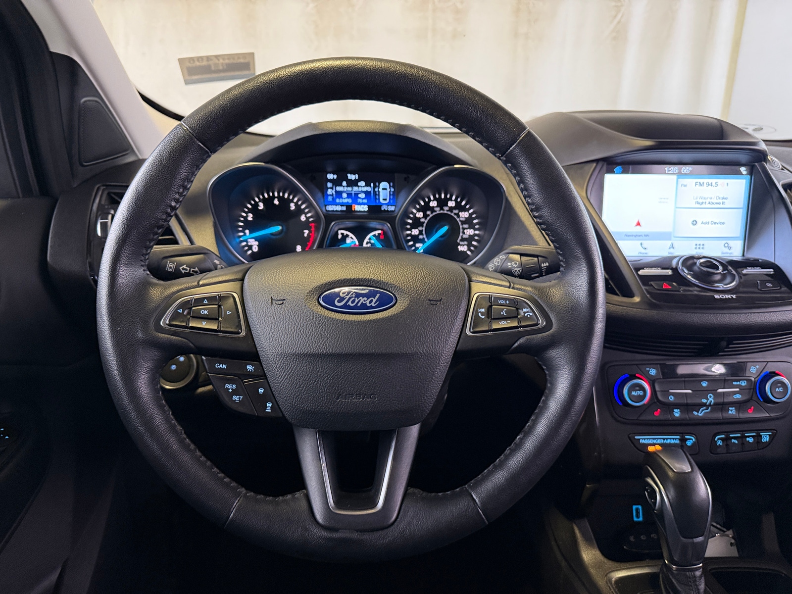 Thumbnail: 2019 Ford Escape - 4