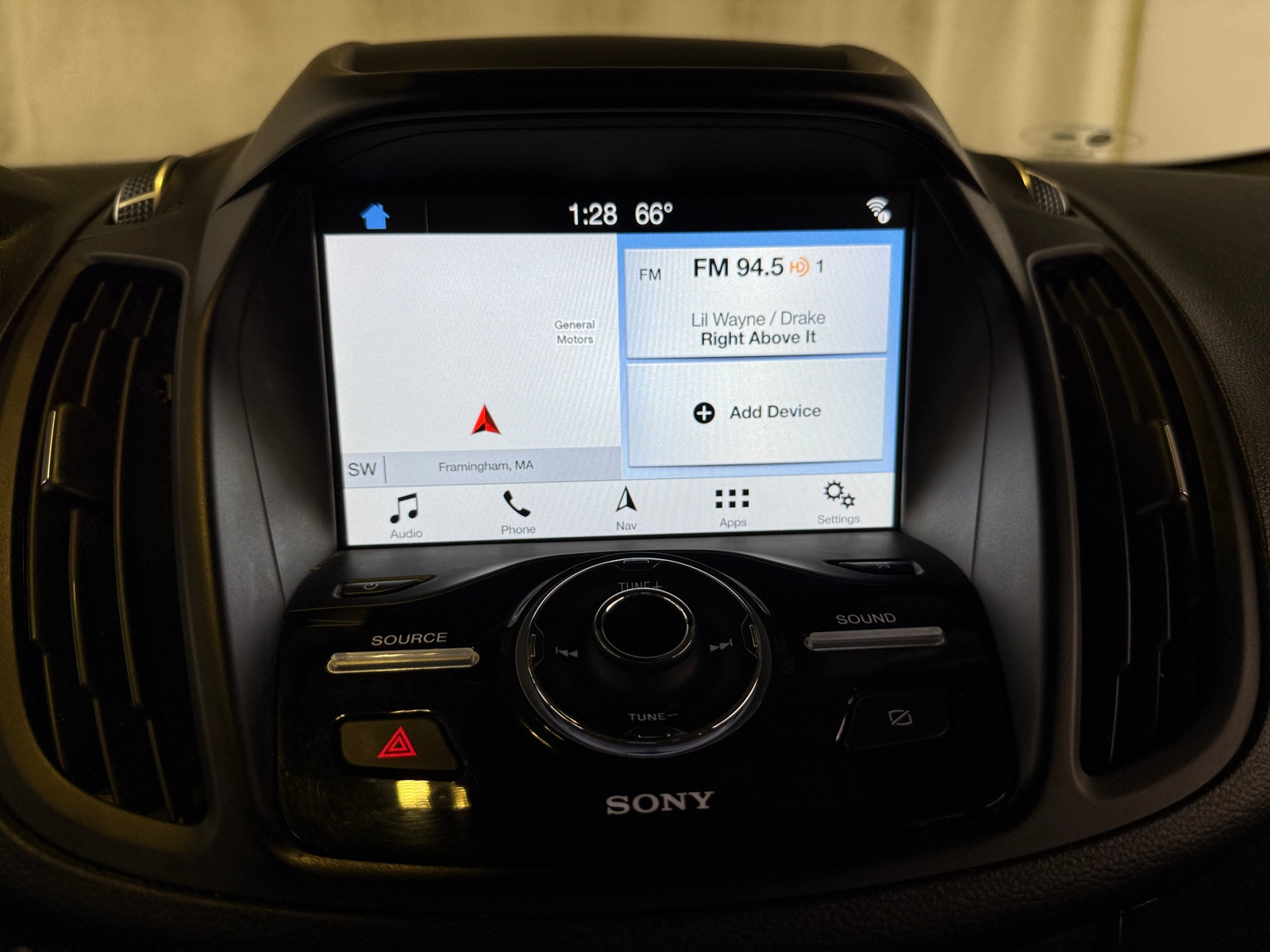 Thumbnail: 2019 Ford Escape - 3