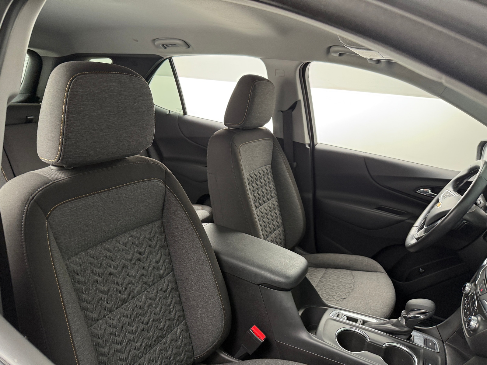 Thumbnail: 2022 Chevrolet Equinox - 2