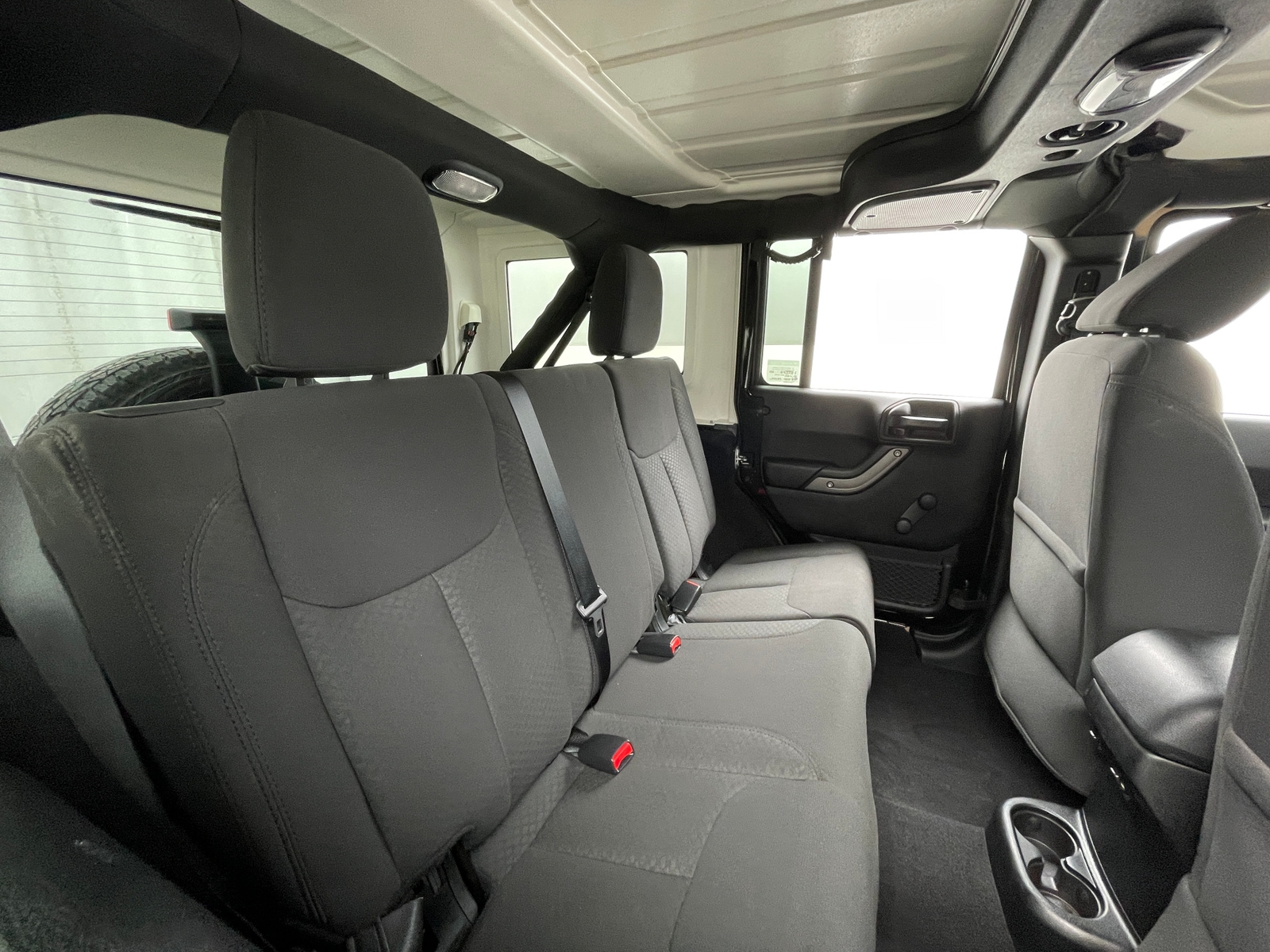 Thumbnail: 2017 Jeep Wrangler - 6