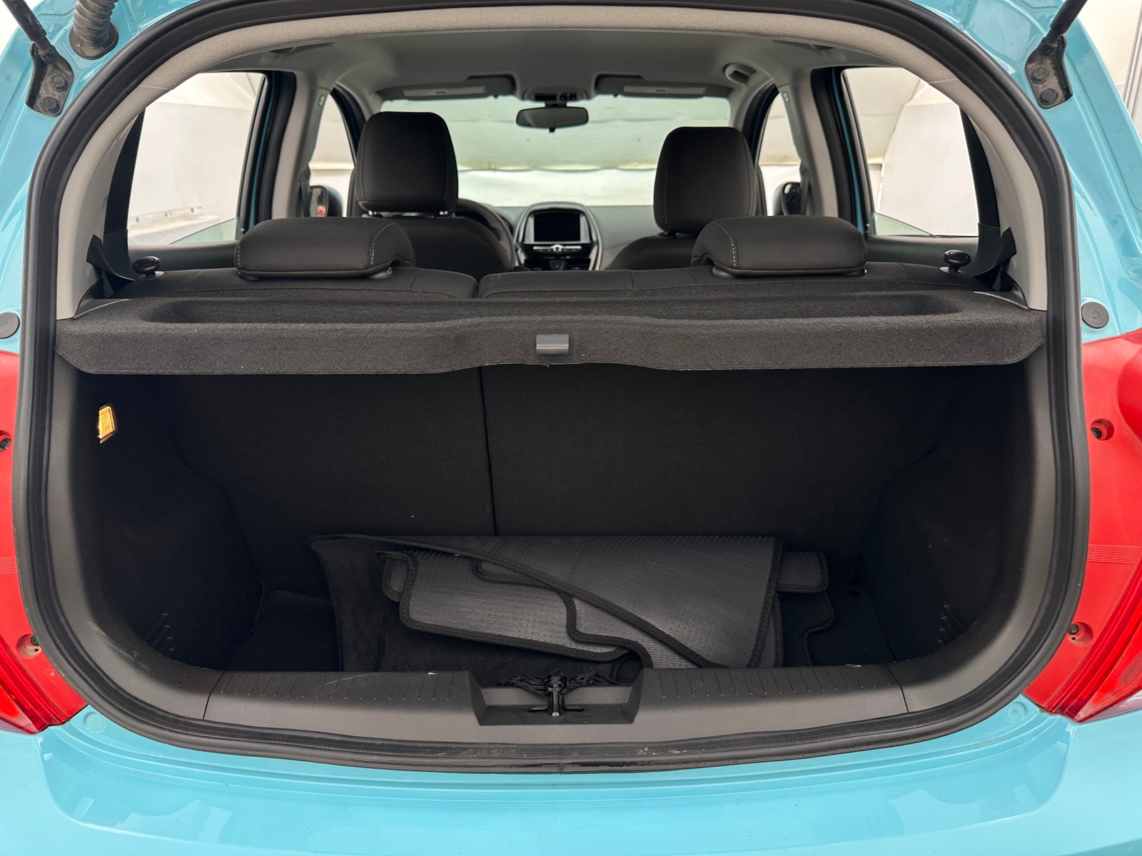 Thumbnail: 2022 Chevrolet Spark - 6