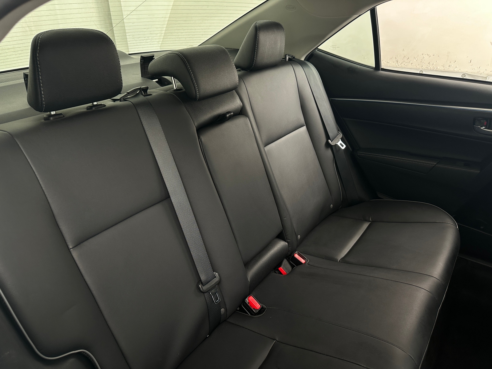 Thumbnail: 2015 Toyota Corolla - 5