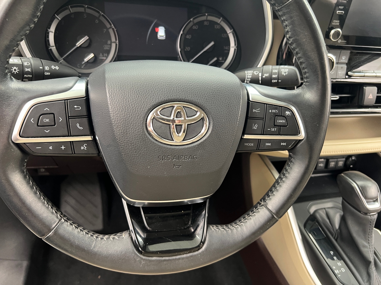 Thumbnail: 2020 Toyota Highlander - 4