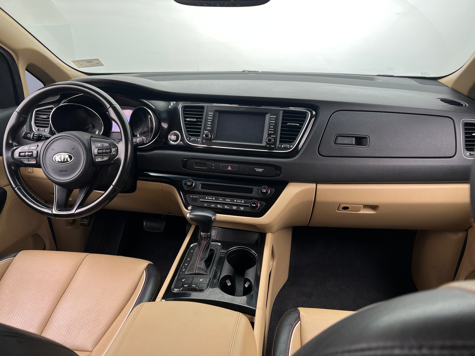 Thumbnail: 2017 Kia Sedona - 2