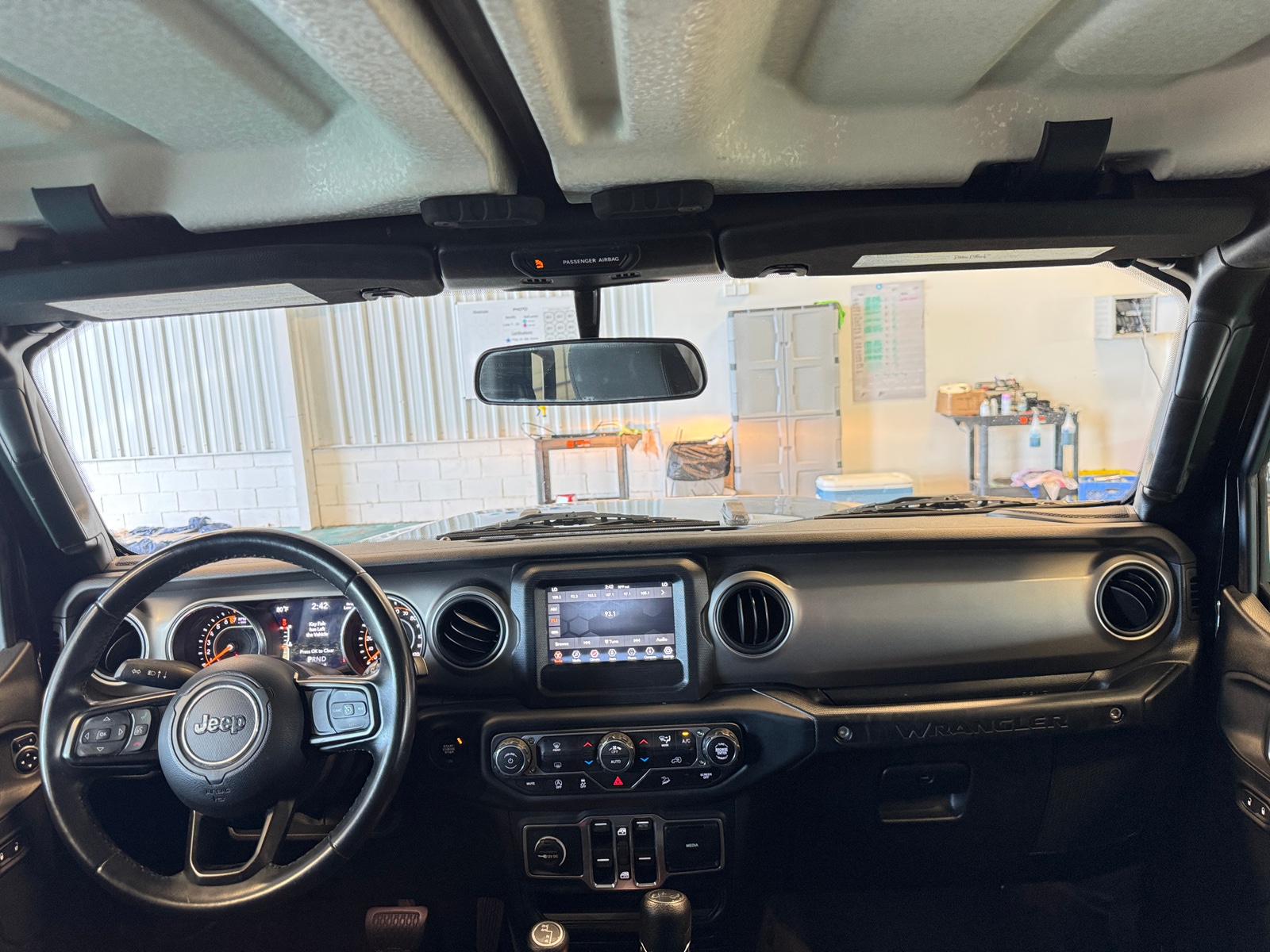 Thumbnail: 2018 Jeep Wrangler - 3