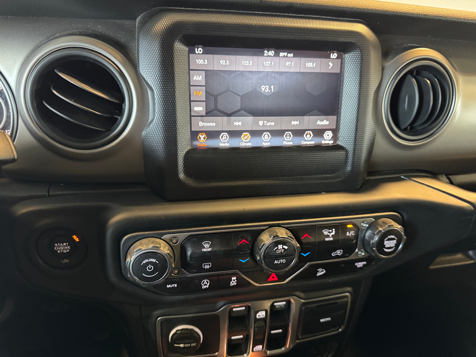 Thumbnail: 2018 Jeep Wrangler - 4
