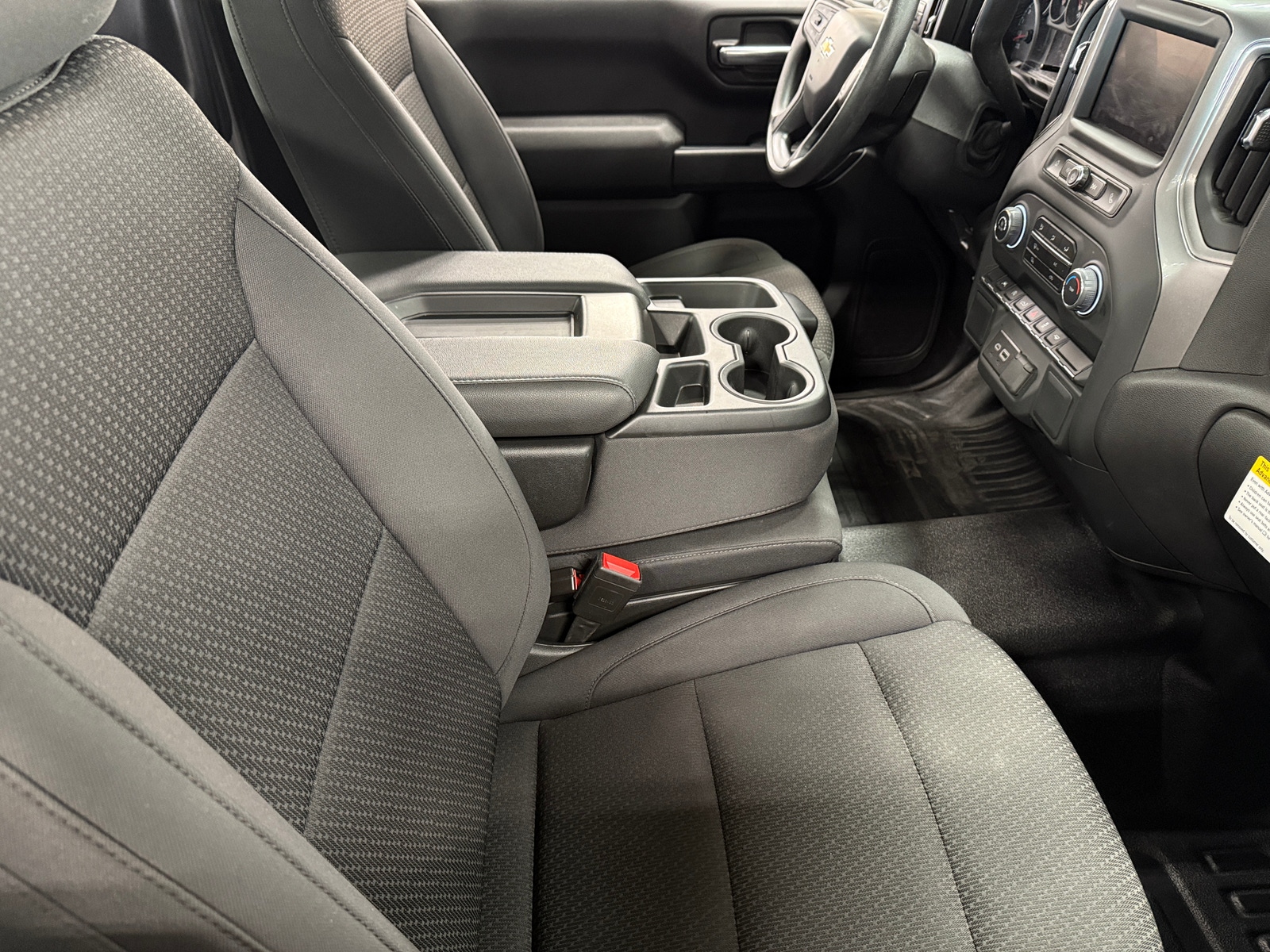 Thumbnail: 2024 Chevrolet Silverado 1500 - 2