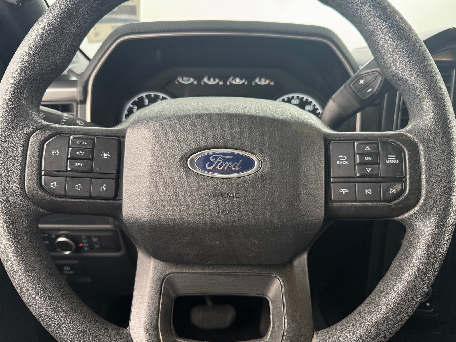Thumbnail: 2022 Ford Econoline - 5
