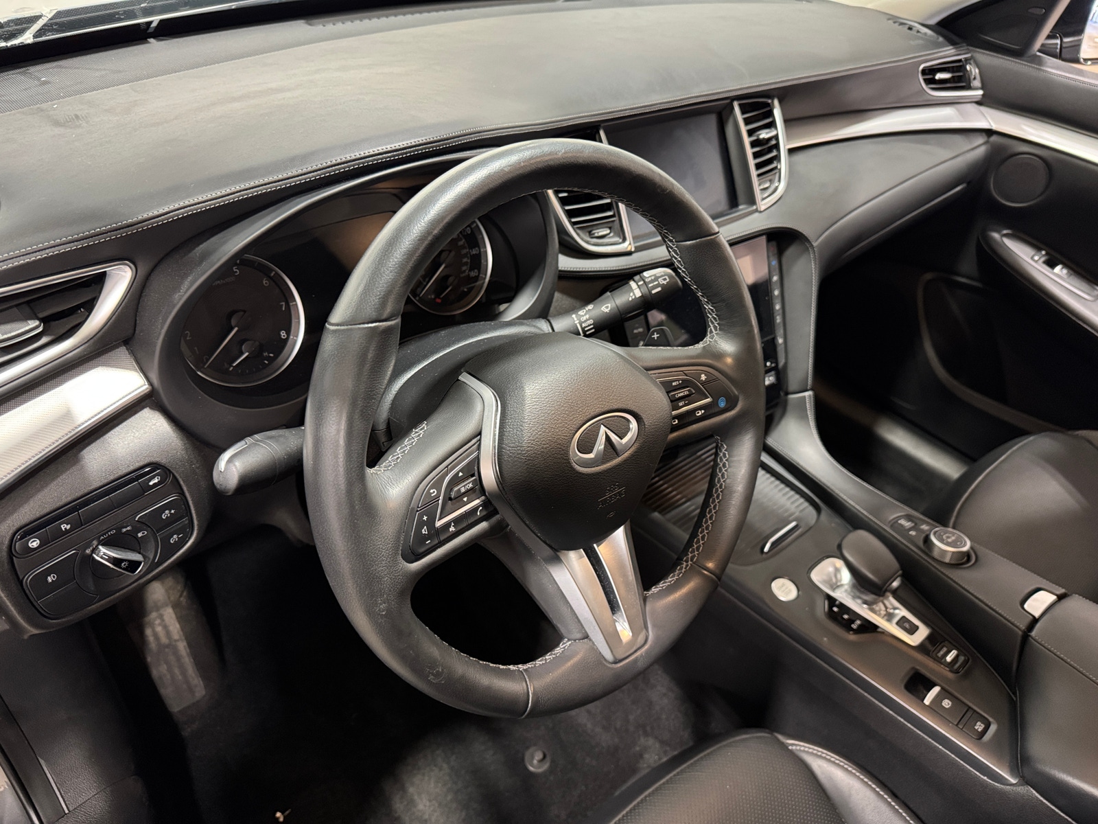 Thumbnail: 2021 INFINITI QX50 - 2
