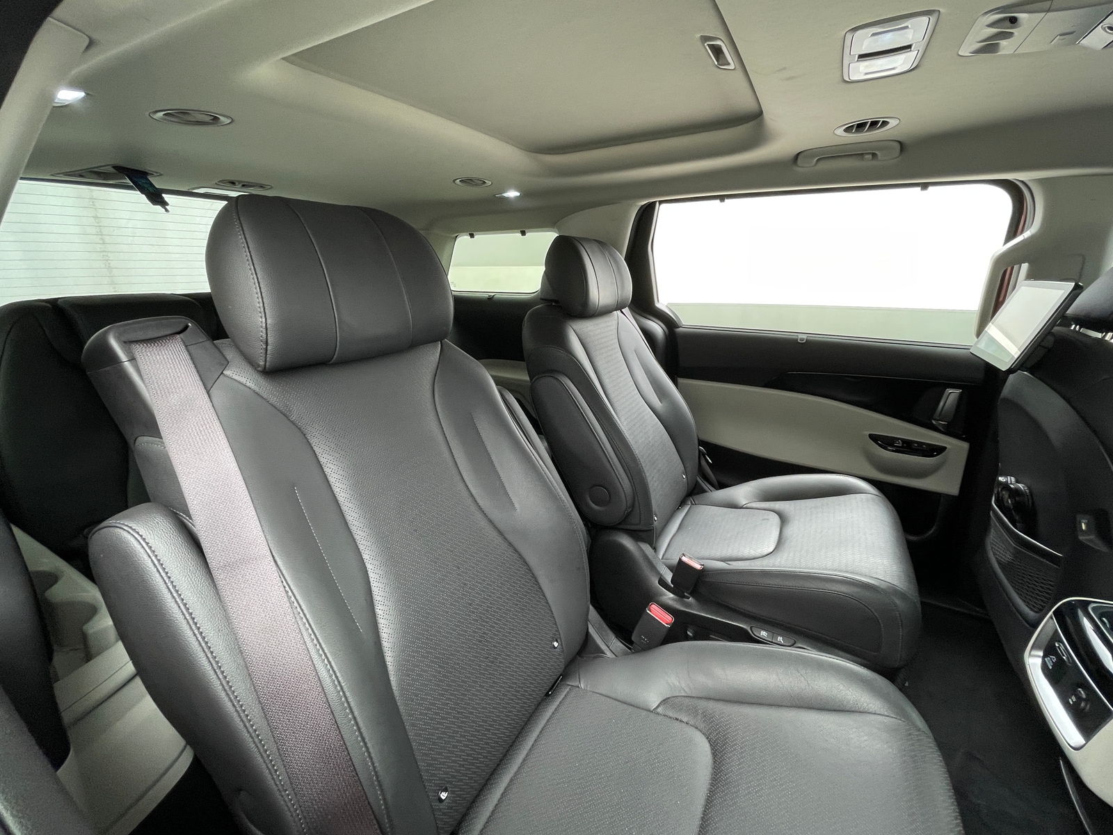 Thumbnail: 2024 Kia Carnival - 5