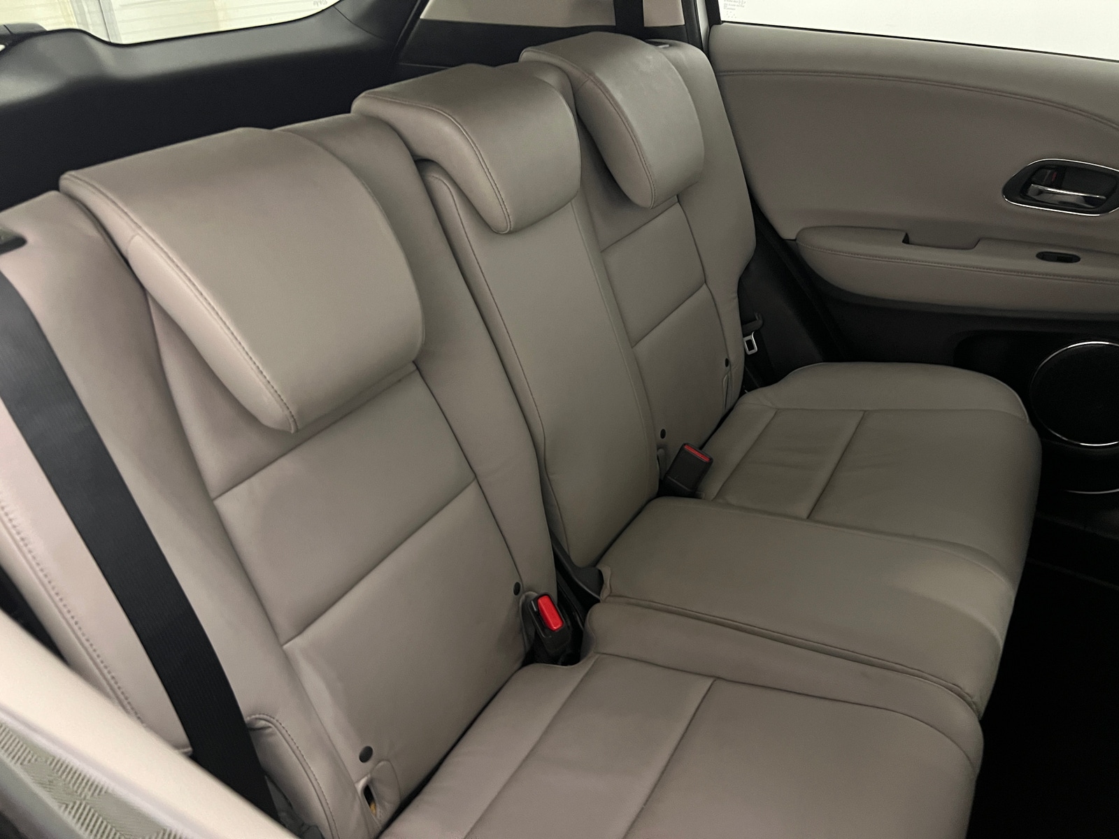 Thumbnail: 2016 Honda HR-V - 5