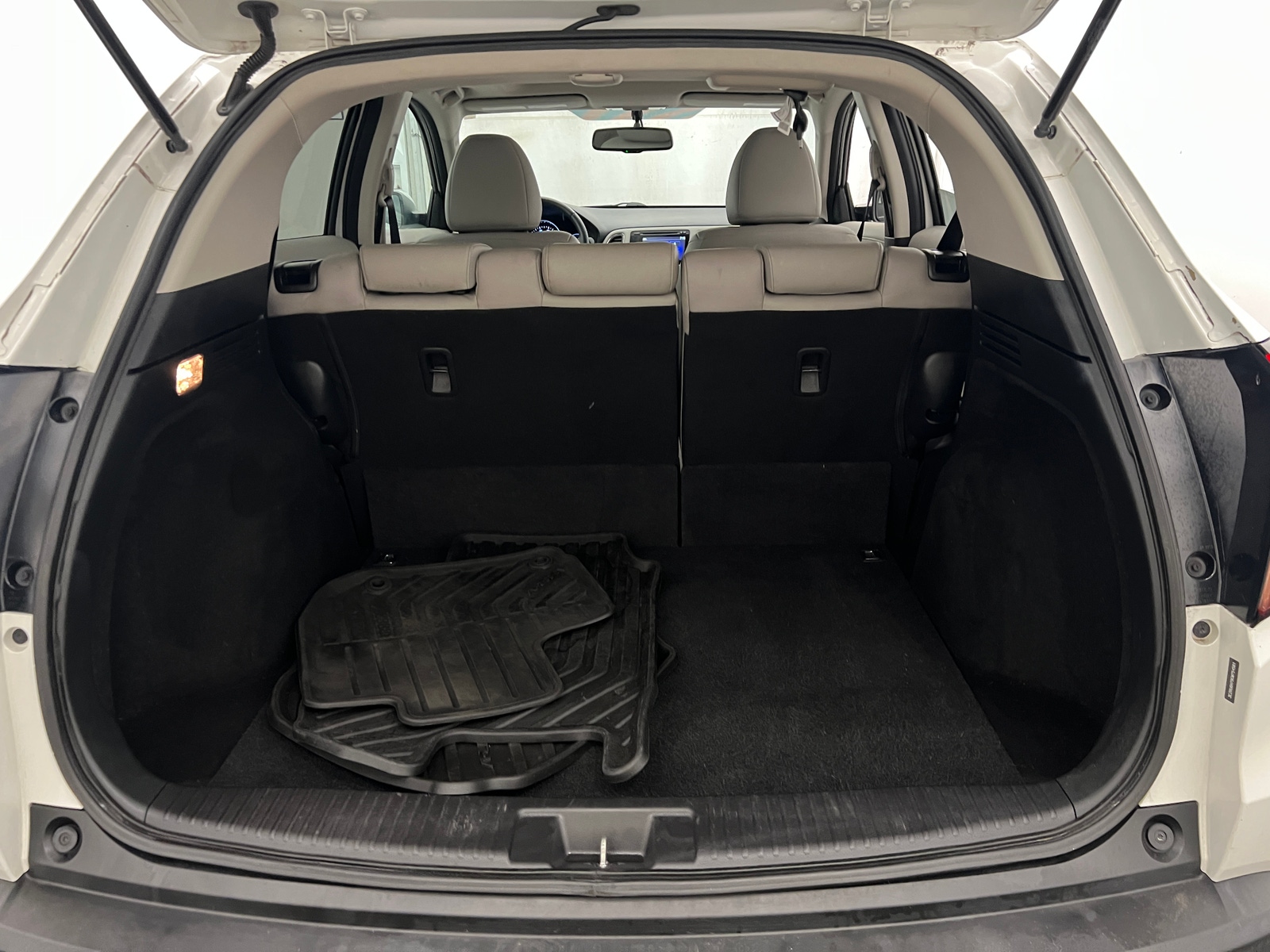 Thumbnail: 2016 Honda HR-V - 6