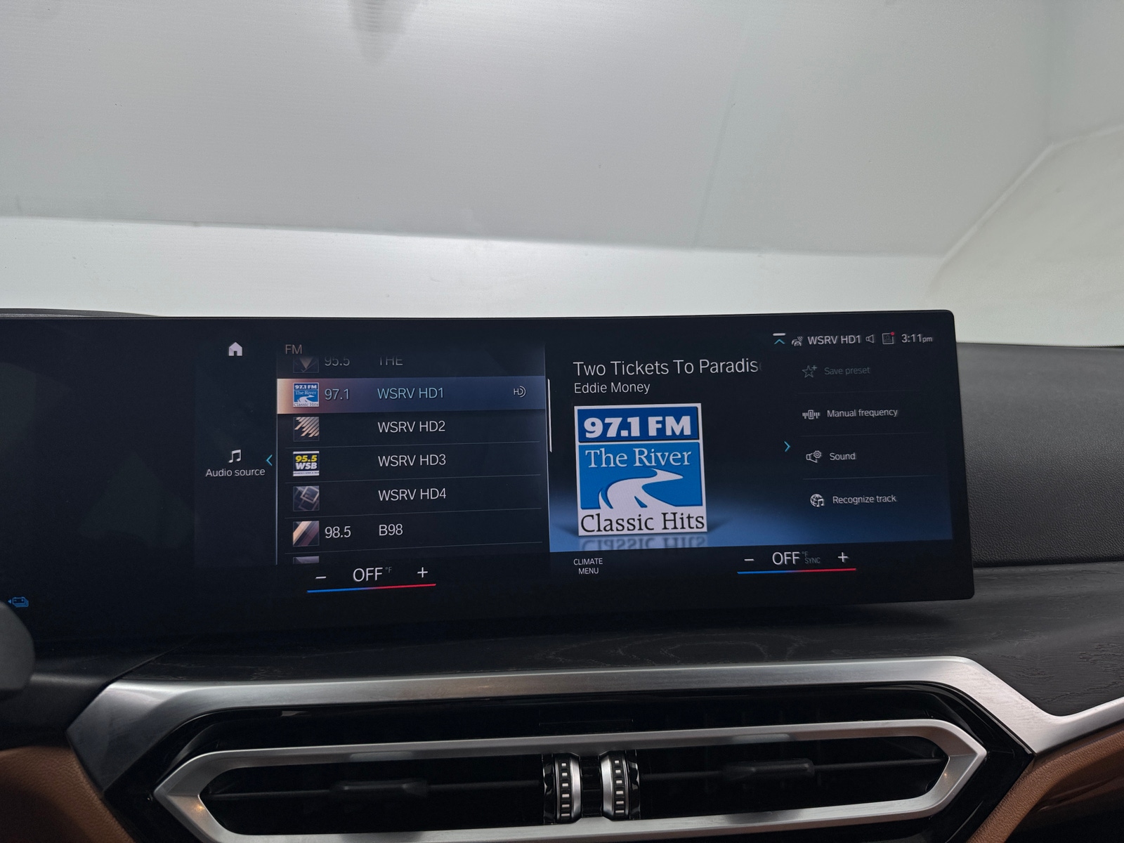Thumbnail: 2023 BMW 3 Series - 4
