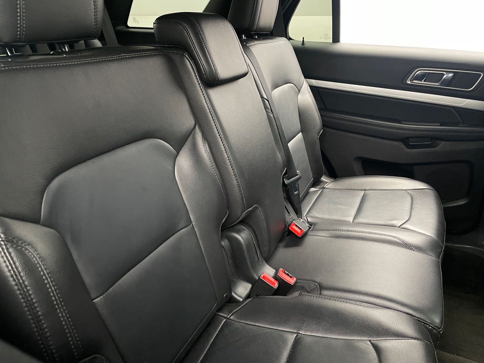 Thumbnail: 2017 Ford Explorer - 5