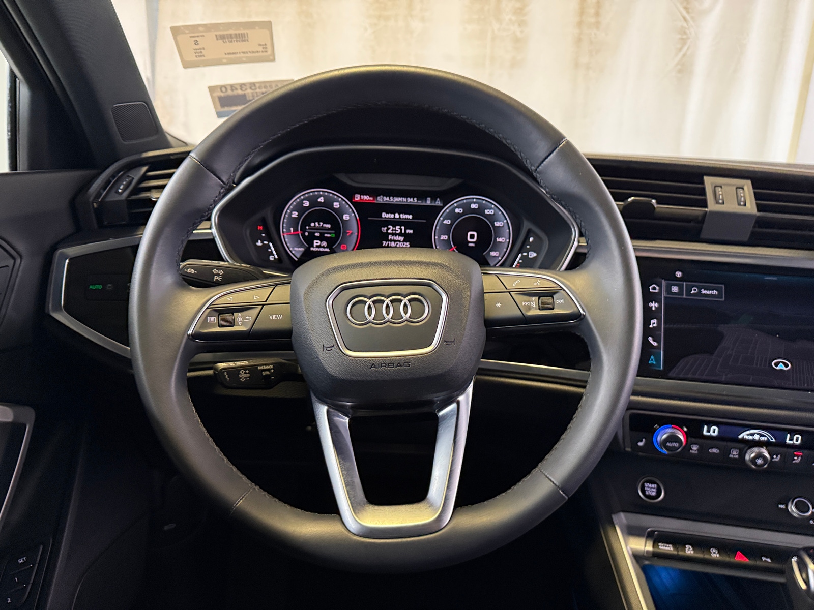 Thumbnail: 2023 Audi Q3 - 4