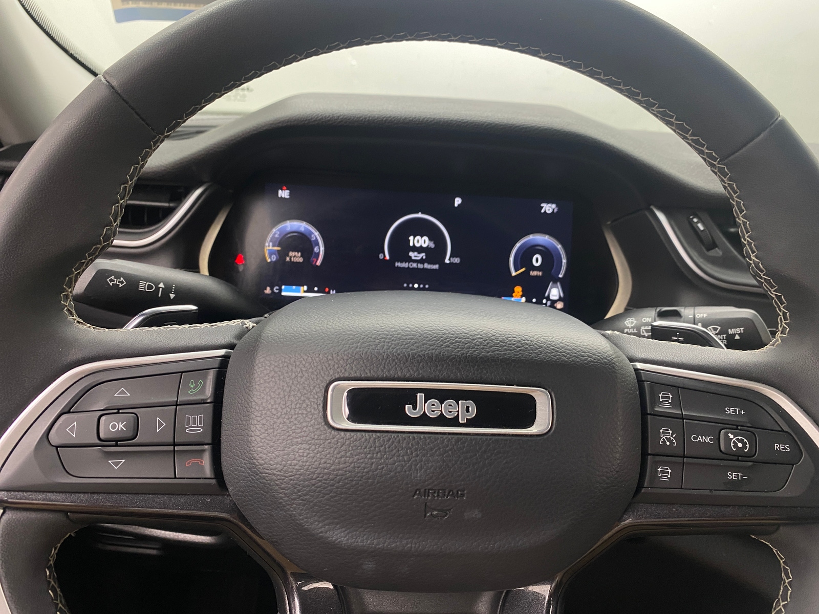 Thumbnail: 2022 Jeep Grand Cherokee L - 5