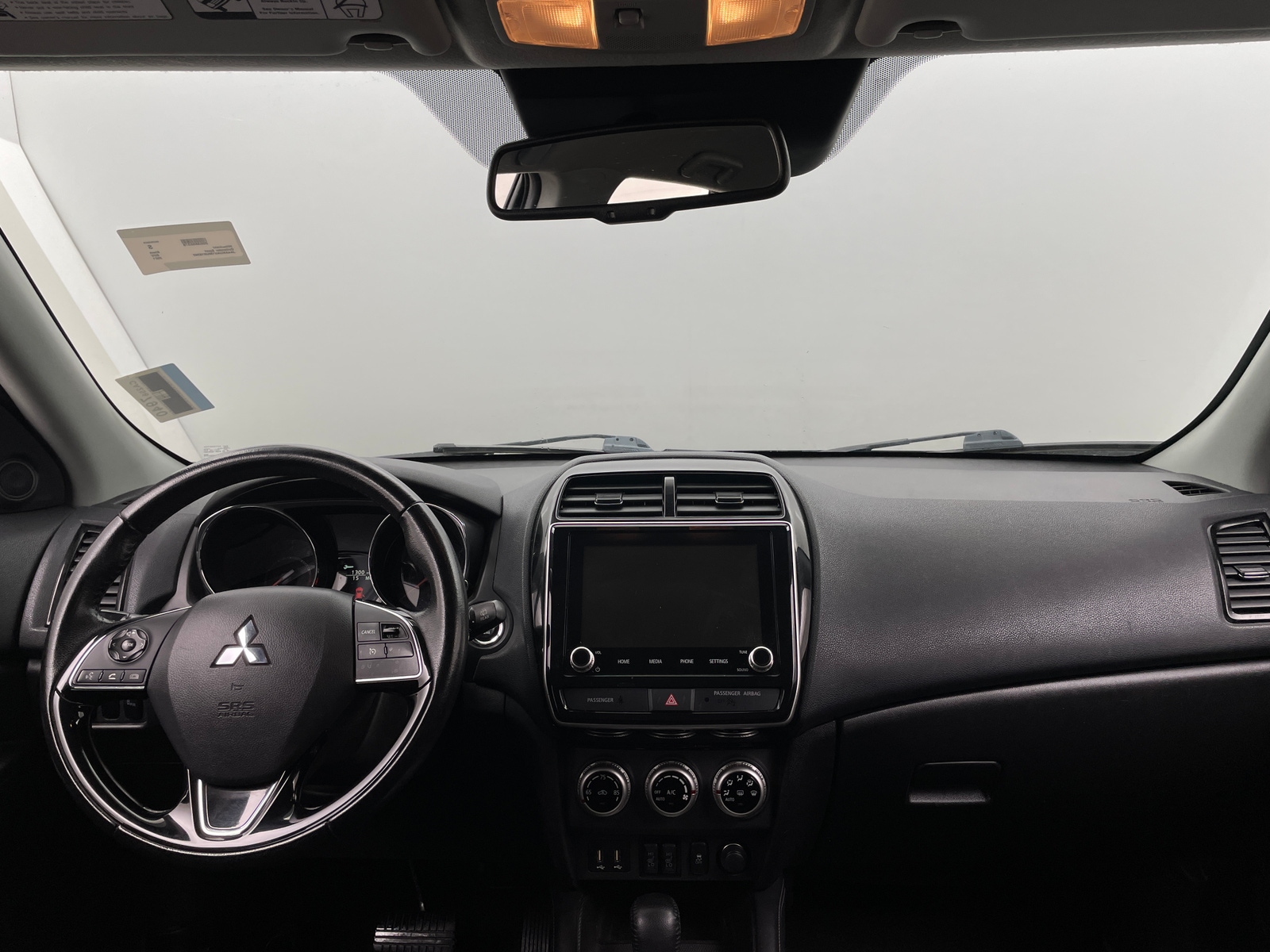 Thumbnail: 2021 Mitsubishi Outlander Sport - 3