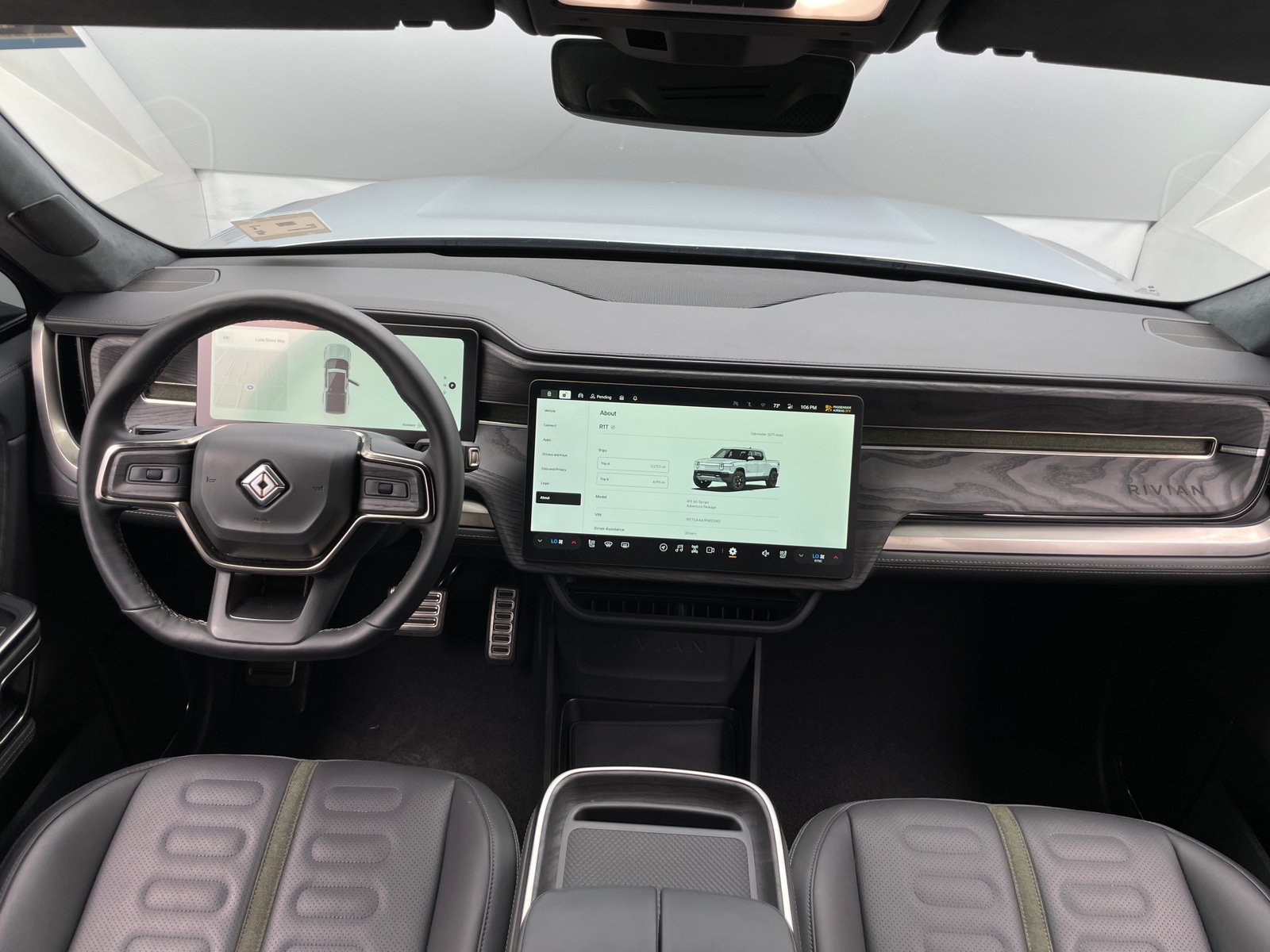 Thumbnail: 2023 Rivian R1T - 2