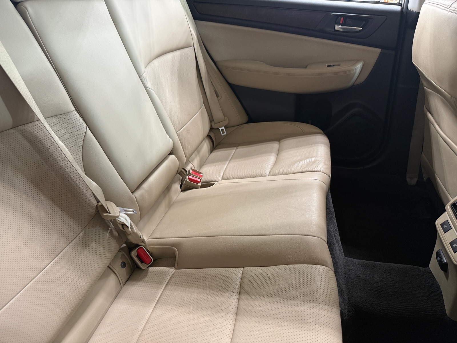 Thumbnail: 2015 Subaru Outback - 5