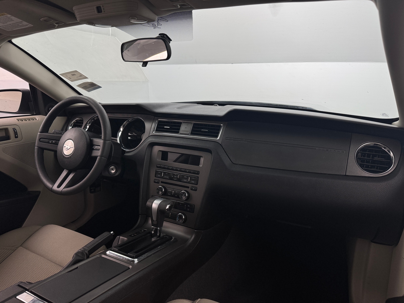 Thumbnail: 2010 Ford Mustang - 3