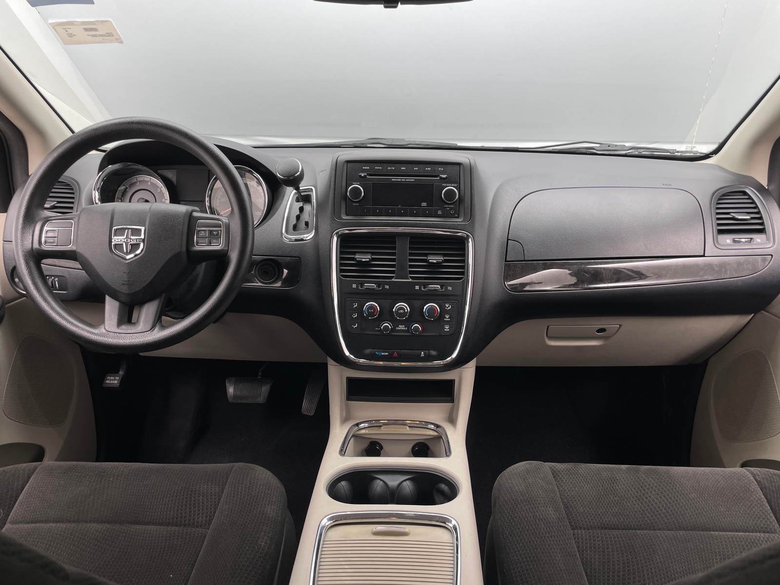 Thumbnail: 2012 Dodge Grand Caravan - 3