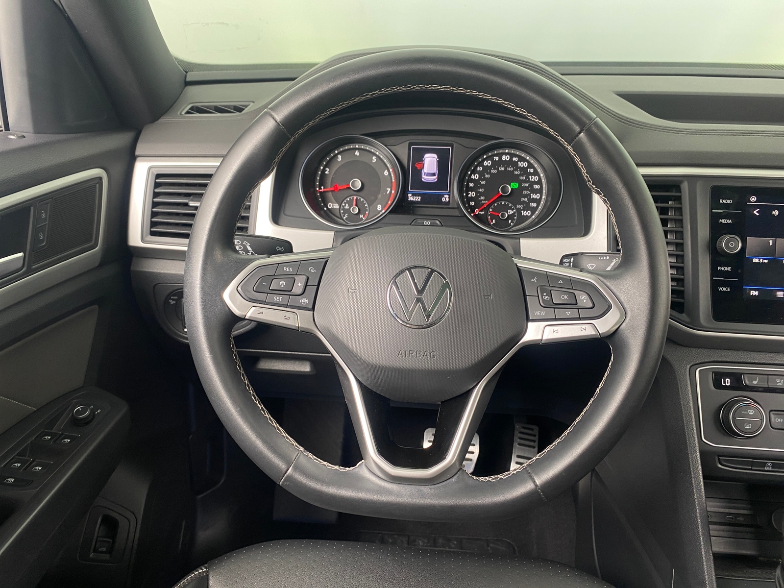Thumbnail: 2021 Volkswagen Atlas - 4