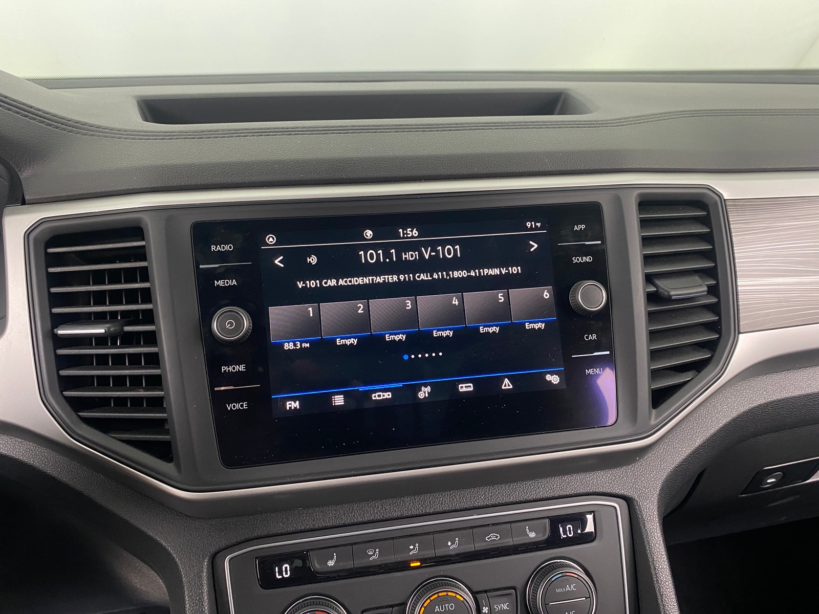 Thumbnail: 2021 Volkswagen Atlas - 3