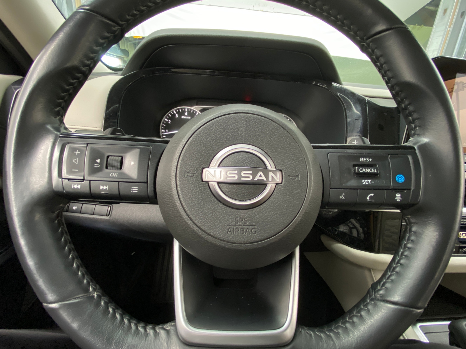 Thumbnail: 2022 Nissan Pathfinder - 5