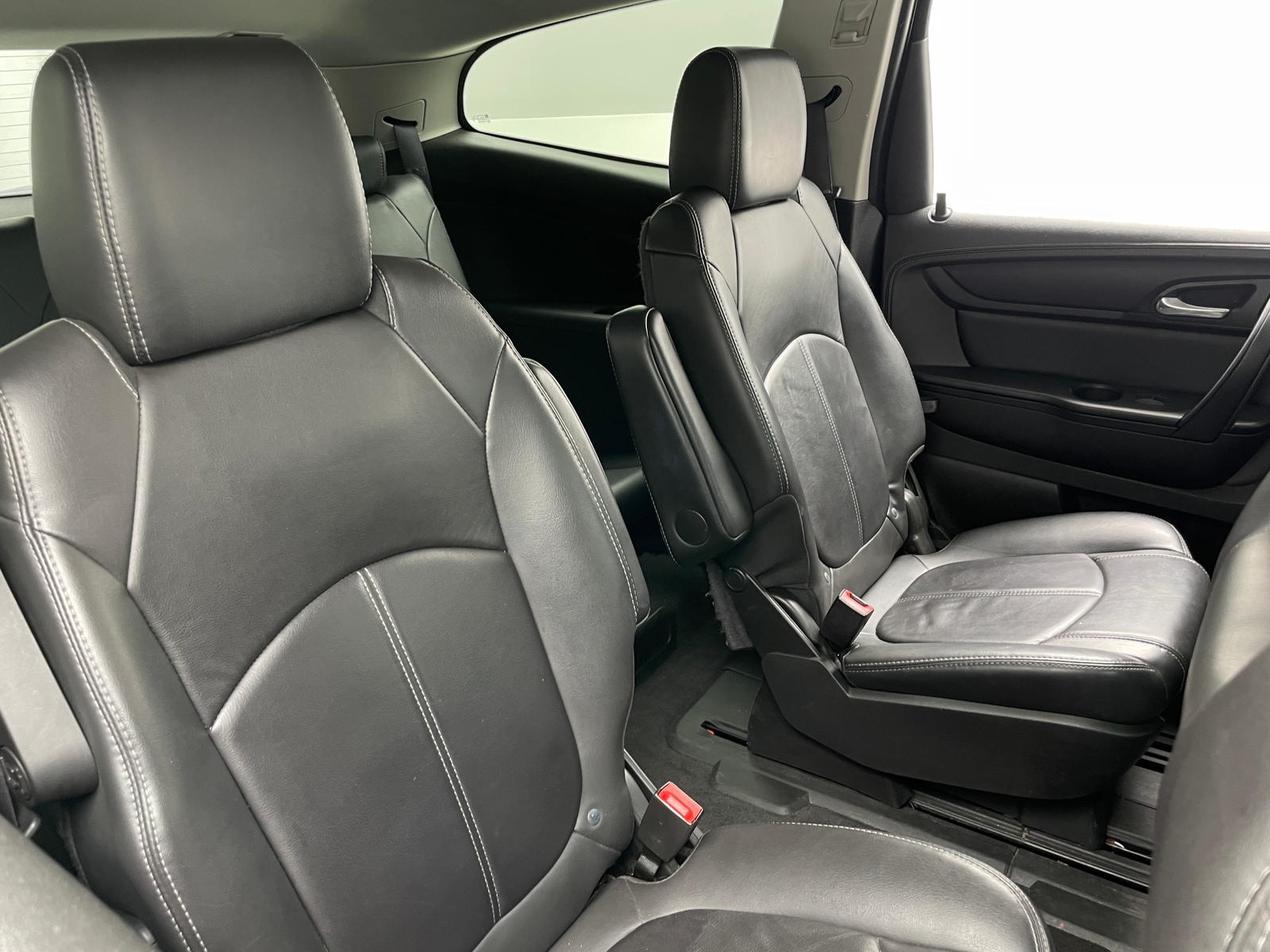 Thumbnail: 2014 Chevrolet Traverse - 5