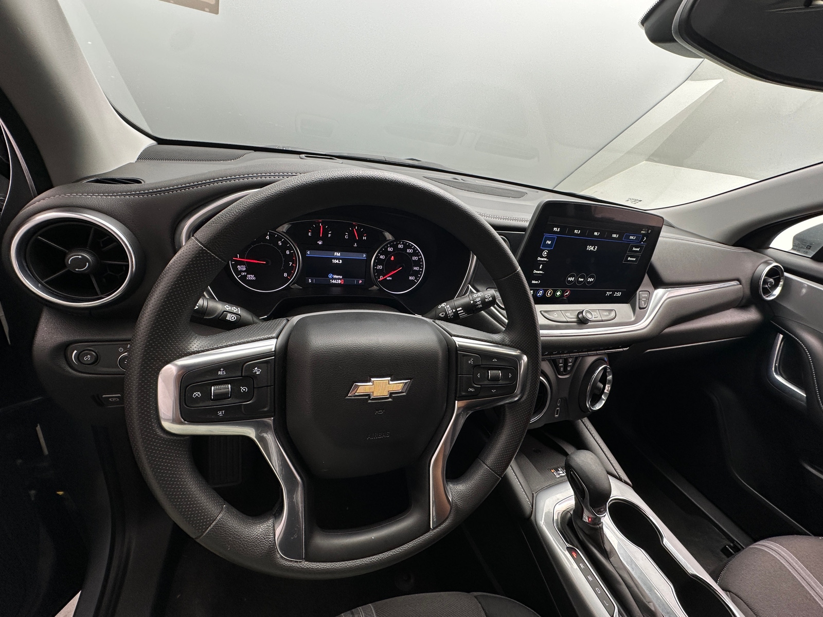 Thumbnail: 2023 Chevrolet Blazer - 3