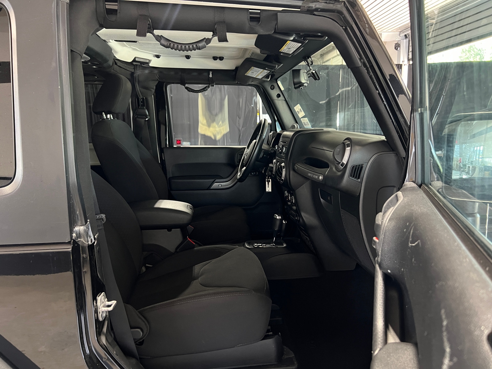Thumbnail: 2014 Jeep Wrangler - 2