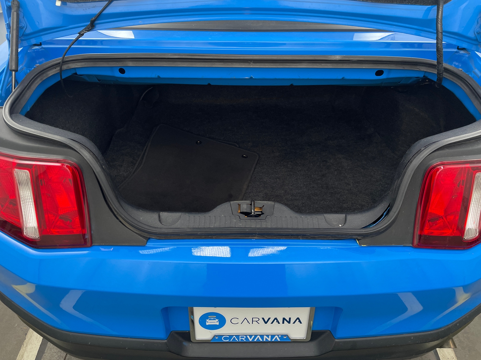 Thumbnail: 2010 Ford Mustang - 7
