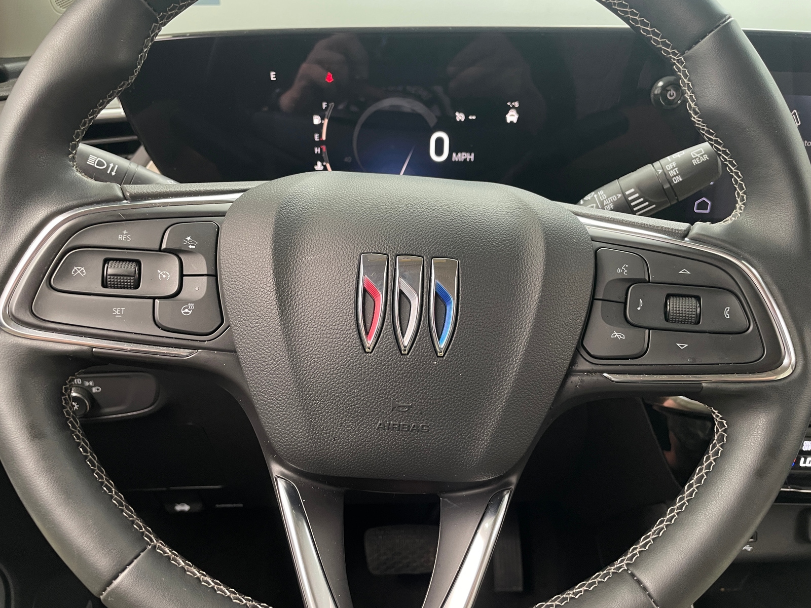 Thumbnail: 2024 Buick Encore GX - 4