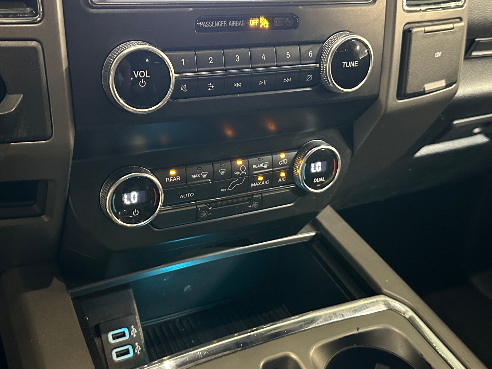 Thumbnail: 2019 Ford Expedition MAX - 4
