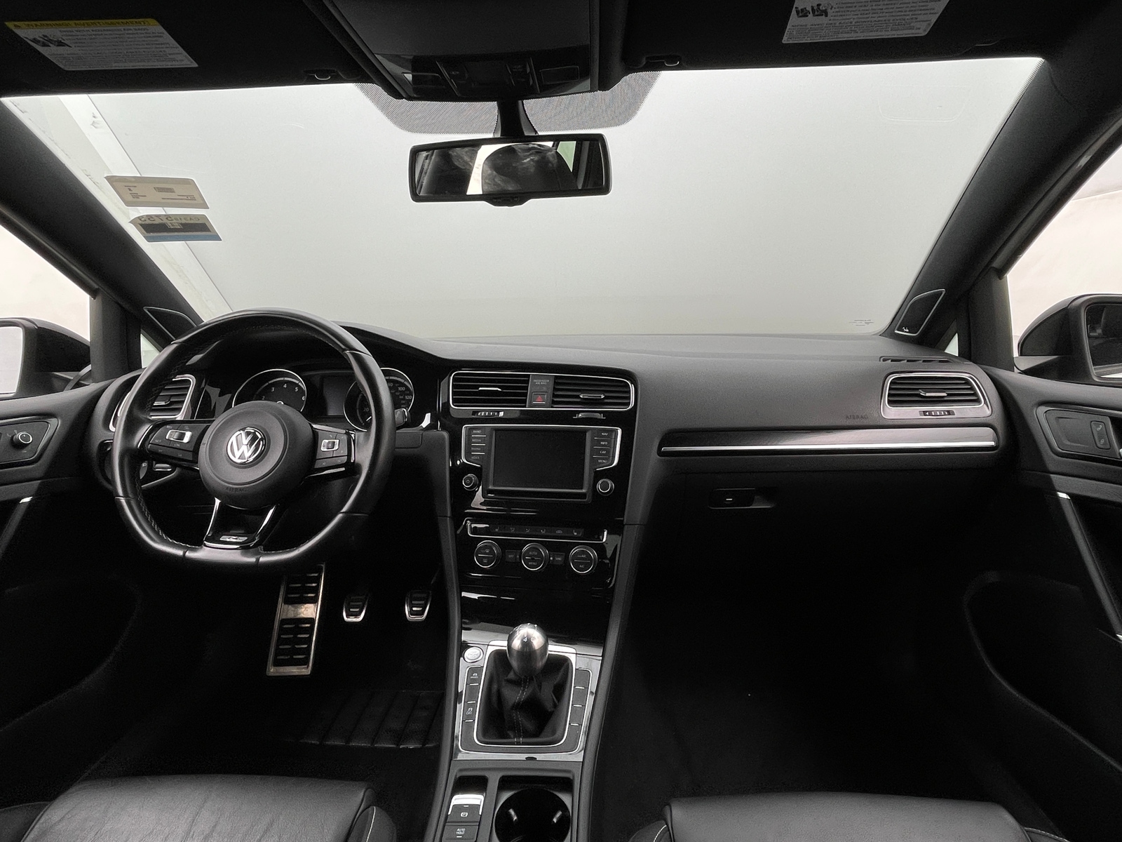 Thumbnail: 2016 Volkswagen Golf - 2